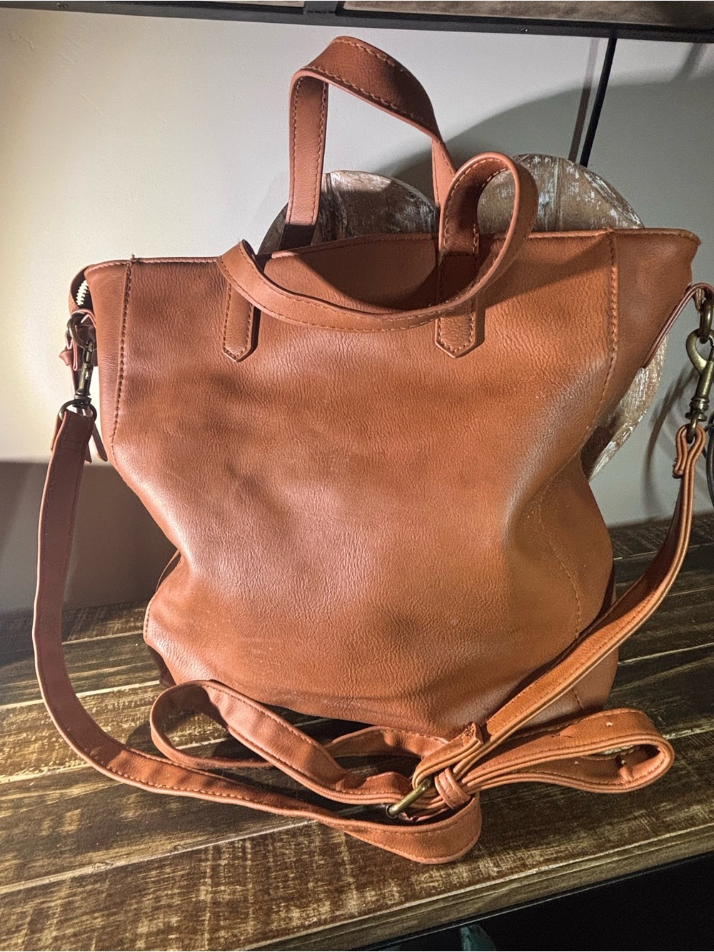 Universal Thread Classic Leather Tote Bag in Cognac Brown